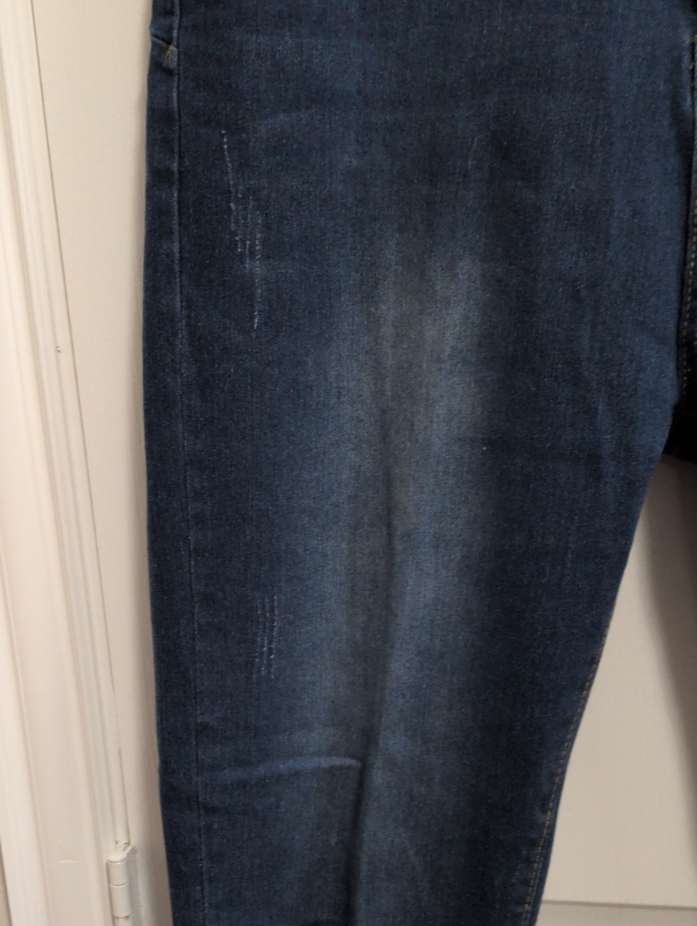 Super Cute Beaded Design Brushed Stretch Jeans - Picture 6 of 10